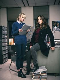 Astrid et Raphaëlle saison 4 poster