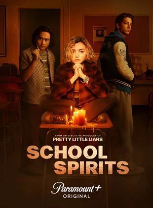 School Spirits saison 1 poster